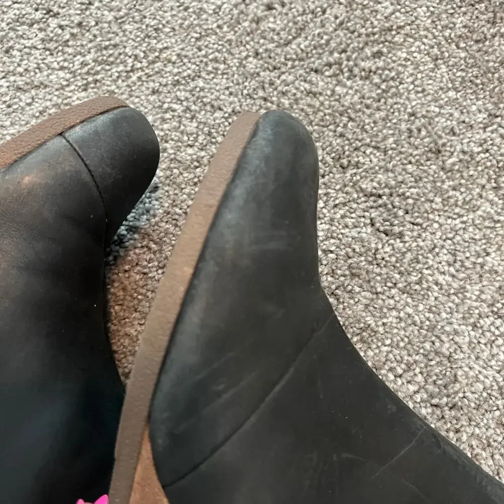 TOMS Women's Kelsey Wedge Booties Size 8